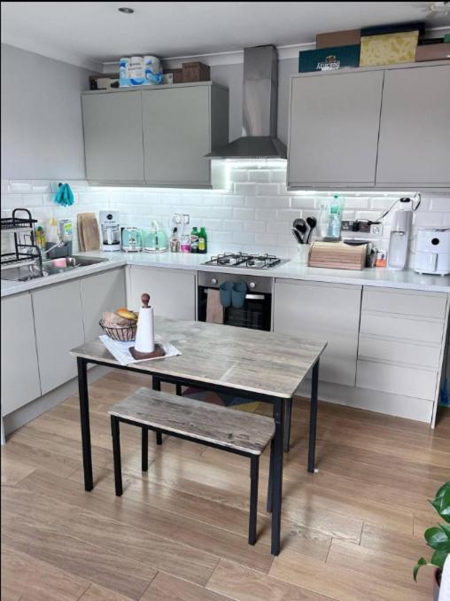 Lovely 1br Flat Near Notting Hill & Kensalrise Londres